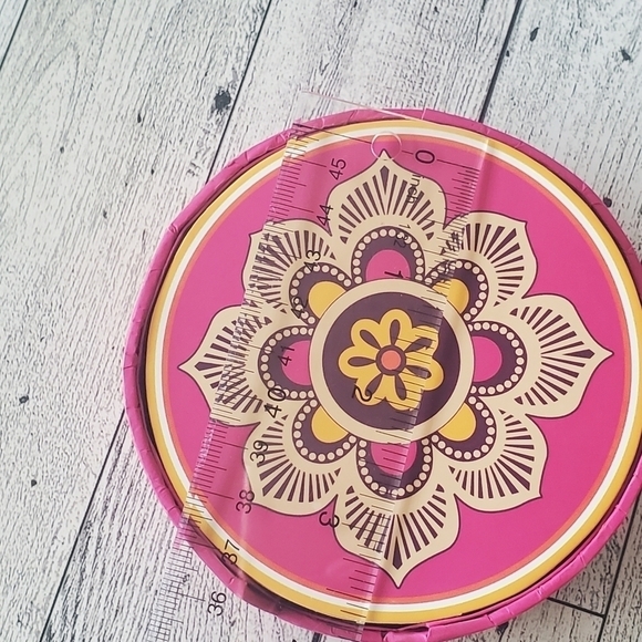 Vera Bradley Coaster Set Cardboard 7 Pink/Yellow. - Picture 9 of 10